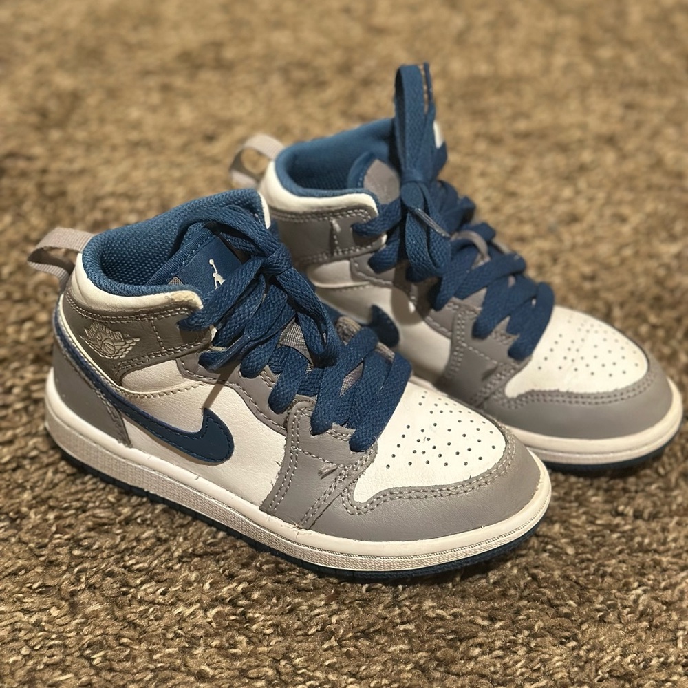 Kids Air Jordan 1